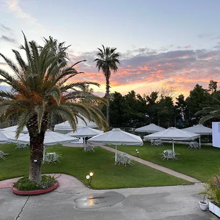 7syn7 Aparthotel